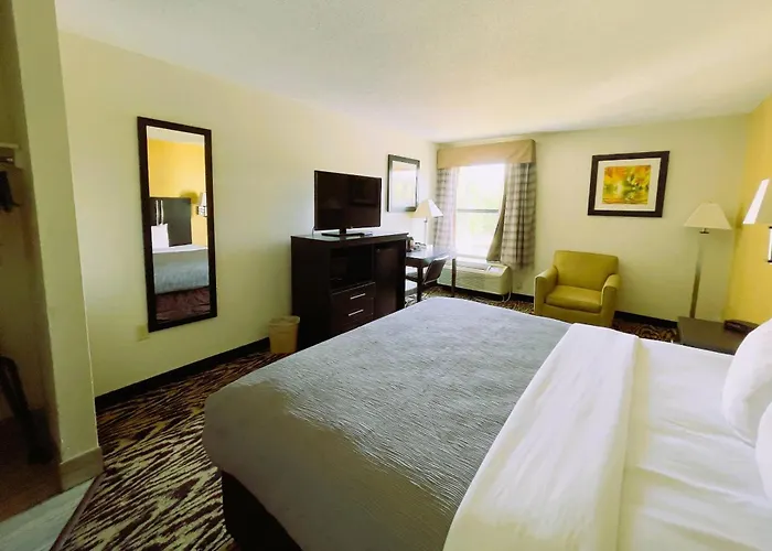 Quality Inn & Suites Clemmons I-40